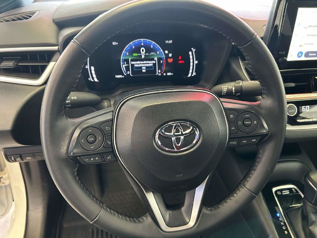 Used 2026 Toyota Corolla SE FWD image 18