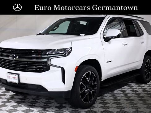 Used 2021 Chevrolet Tahoe RST w/ Luxury Package AWD/4WD image 3
