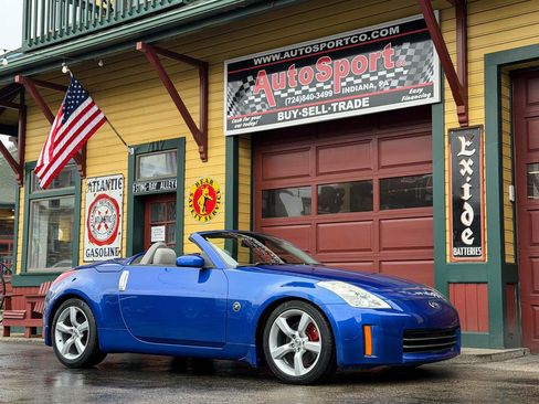 Used 2006 Nissan 350Z Touring image 1
