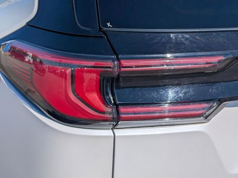 Certified 2024 GMC Acadia Denali image 11