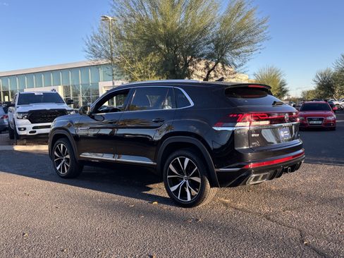 Certified 2025 Volkswagen Atlas Cross Sport SEL Premium R-Line image 3