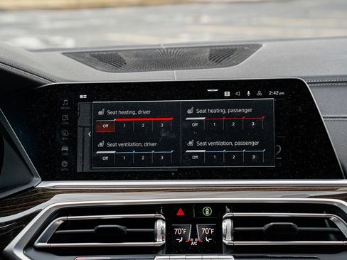 Used 2023 BMW X6 xDrive40i w/ M Sport Package image 13