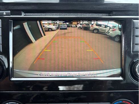 Used 2020 Nissan Rogue S image 18