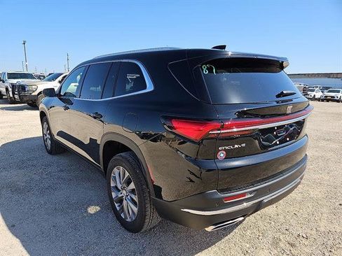 New 2026 Buick Enclave Preferred image 3