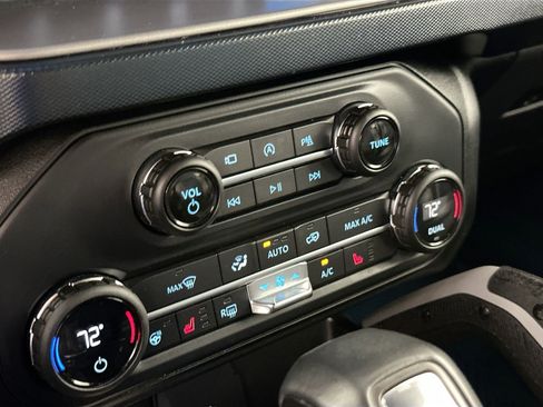 Used 2021 Ford Bronco First Edition image 18