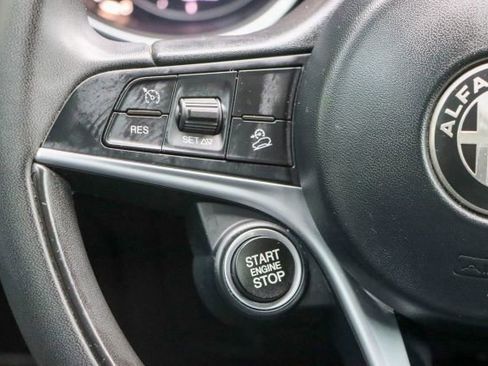 Used 2018 Alfa Romeo Stelvio AWD image 20