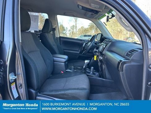 Used 2017 Toyota 4Runner TRD Off-Road image 41