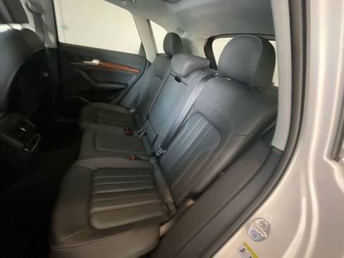 Used 2023 Audi Q5 2.0T Premium Plus image 23