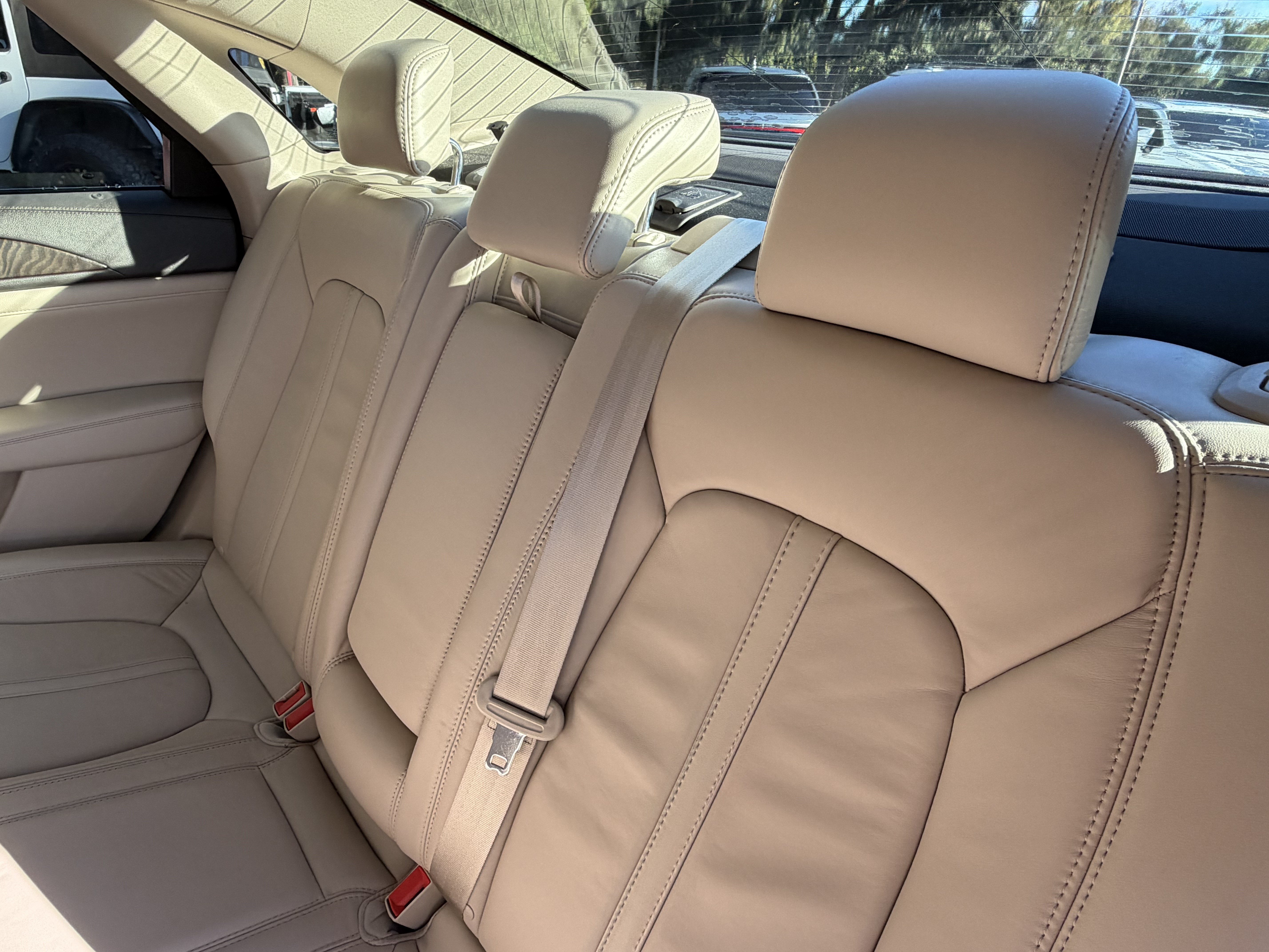 Used 2018 Lincoln MKZ Select w/ Select Plus Package FWD image 32