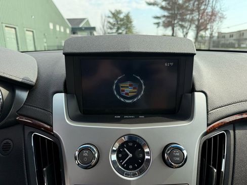 Used 2011 Cadillac CTS Premium image 20