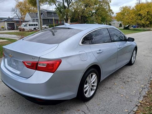 Used 2017 Chevrolet Malibu LT image 6