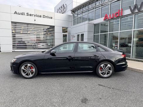 Used 2023 Audi A4 2.0T Premium Plus w/ Premium Plus Package image 3
