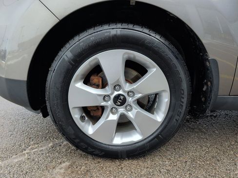 Used 2017 Kia Soul image 4