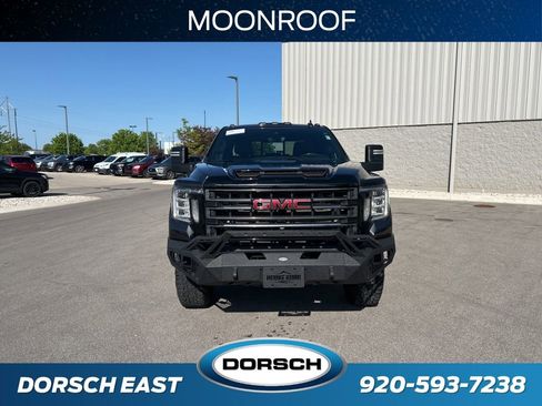 Used 2020 GMC Sierra 2500 AT4 w/ AT4 Premium Package AWD/4WD image 3