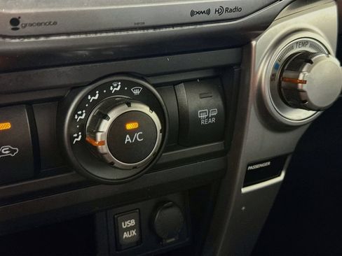 Used 2018 Toyota 4Runner SR5 Premium RWD image 18