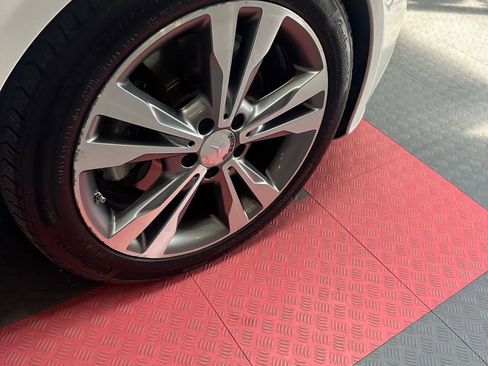 Used 2015 Mercedes-Benz C 300 Sedan image 33