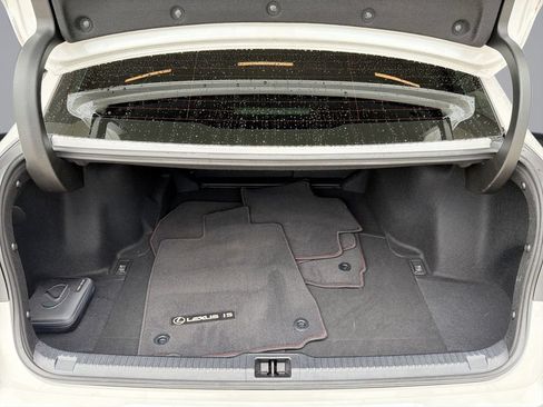 Used 2024 Lexus IS 300 w/ Comfort Package RWD image 13