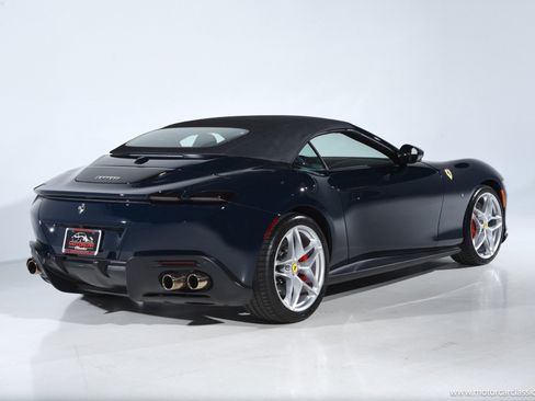 Used 2025 Ferrari Roma Spider RWD image 7