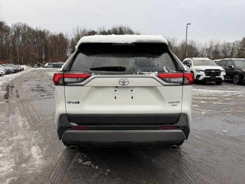 Used 2020 Toyota RAV4 Limited image 12