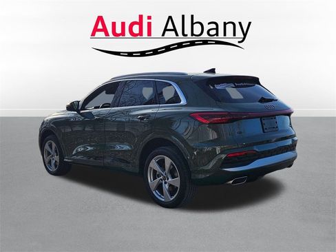 Used 2025 Audi Q5 Premium Plus w/ Premium Plus image 6