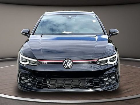 Used 2024 Volkswagen GTI SE FWD image 3