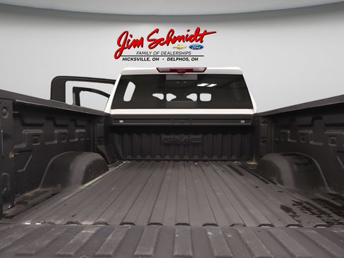 Used 2026 GMC Sierra 2500 AT4 w/ AT4 Premium Plus Package AWD/4WD image 38