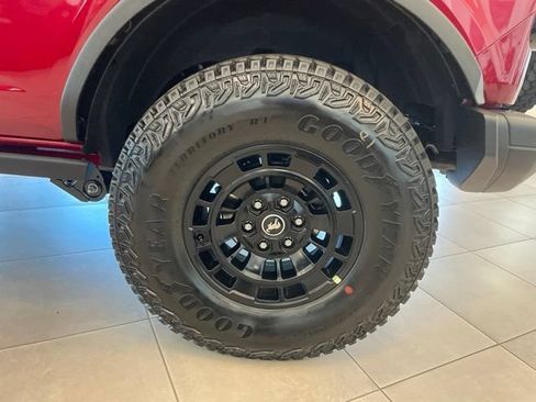 New 2026 Ford Bronco Badlands w/ Sasquatch Package AWD/4WD image 28