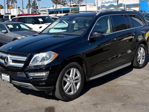 Used 2014 Mercedes-Benz GL 450 4MATIC image 2
