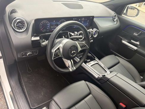 Used 2025 Mercedes-Benz GLA 250 image 18