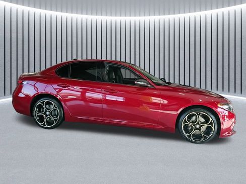 New 2025 Alfa Romeo Giulia AWD w/ Driving Assist Package image 4