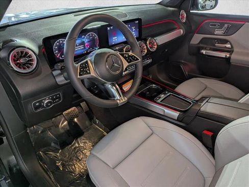 New 2026 Mercedes-Benz GLB 250 image 2
