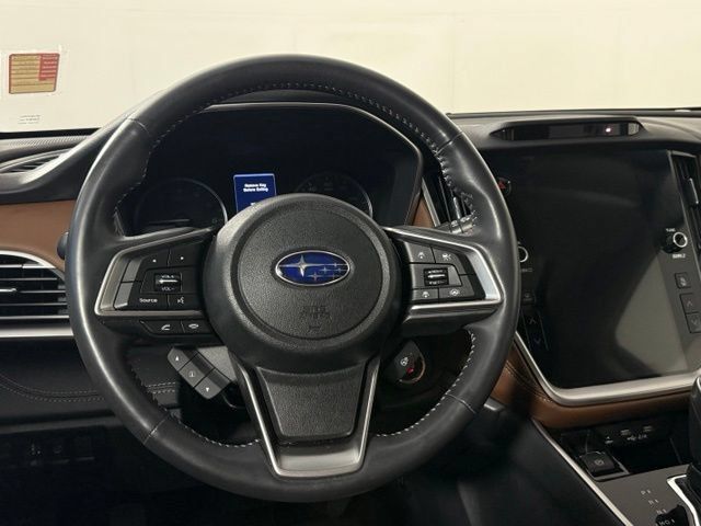Used 2022 Subaru Outback Touring AWD/4WD image 21
