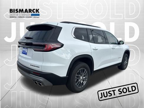 Used 2025 GMC Acadia Elevation AWD/4WD image 3