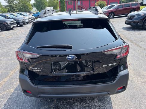 Used 2023 Subaru Outback Premium AWD/4WD image 8