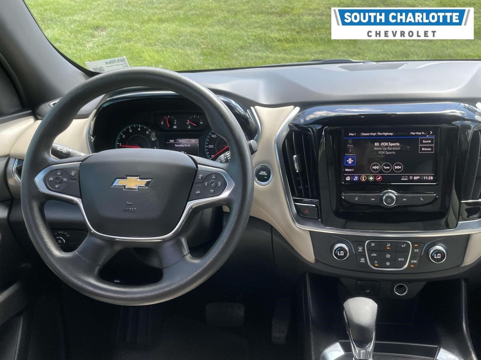 Used 2023 Chevrolet Traverse LS FWD image 13