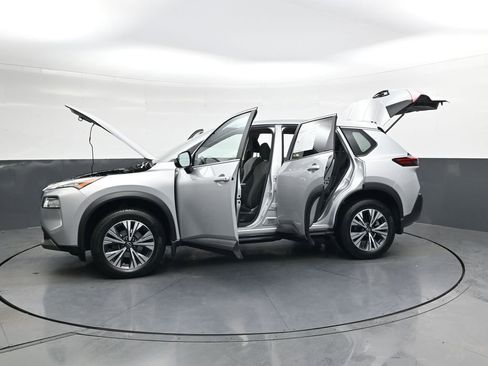 Used 2023 Nissan Rogue SV image 46