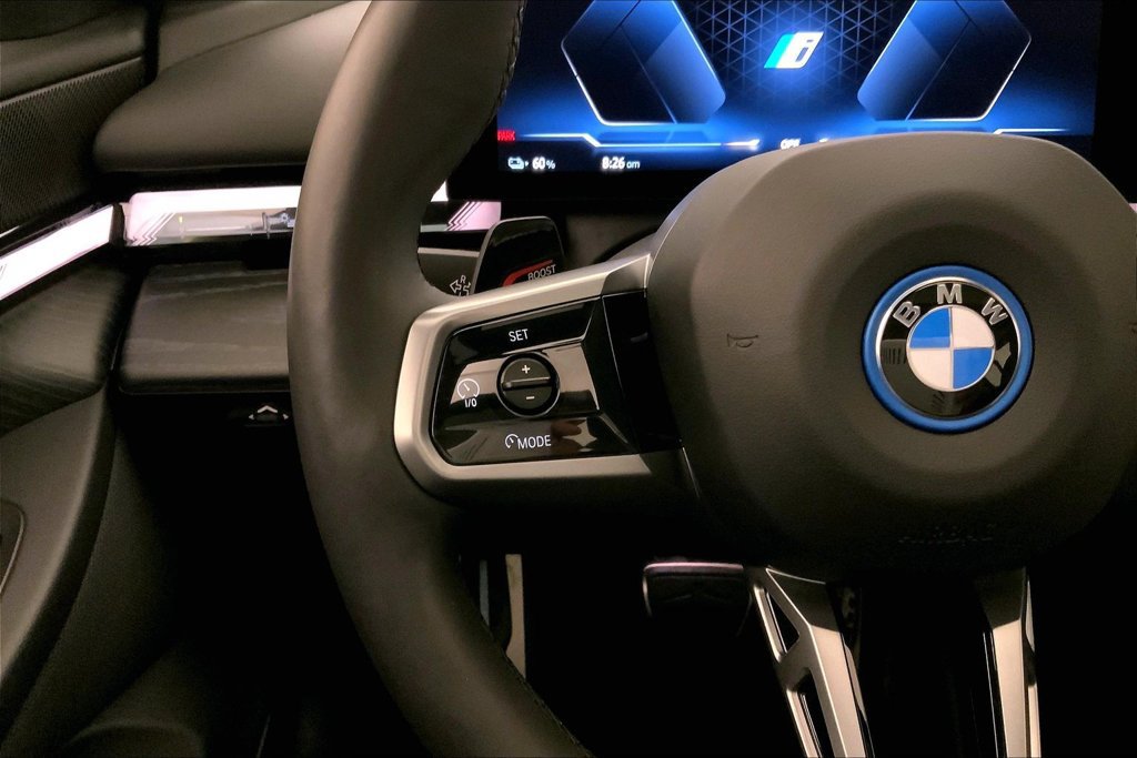 Used 2025 BMW i5 xDrive40 w/ M Sport Package AWD/4WD image 17