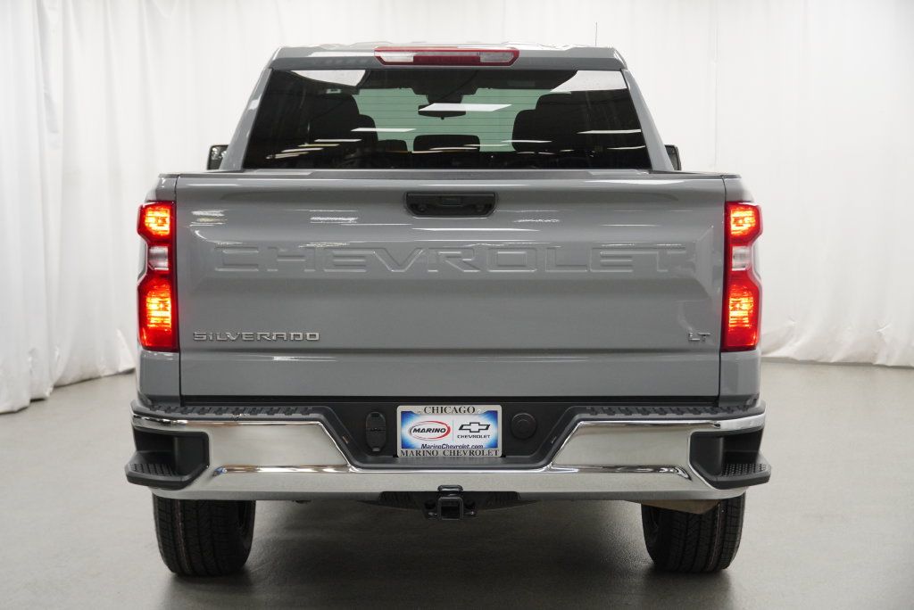 Certified 2024 Chevrolet Silverado 1500 LT AWD/4WD image 15