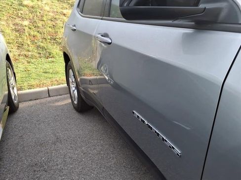 Used 2022 Jeep Compass Latitude image 4