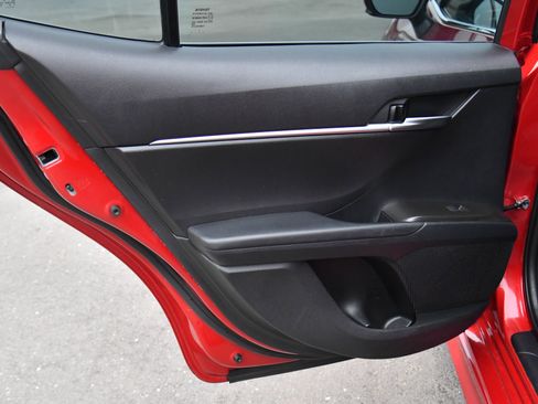 Used 2023 Toyota Camry SE image 35