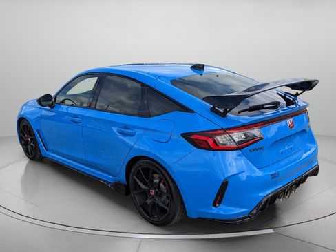Used 2023 Honda Civic Type R image 6