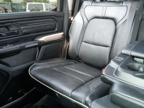 Used 2022 RAM 1500 Limited AWD/4WD image 12