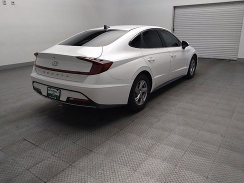 Used 2022 Hyundai Sonata SE w/ Cargo Package FWD image 9