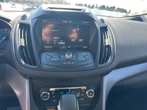 Used 2015 Ford Escape SE w/ Equipment Group 201A image 16