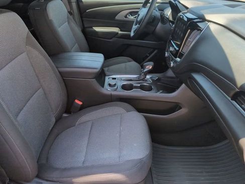 Certified 2023 Chevrolet Traverse LT FWD image 26