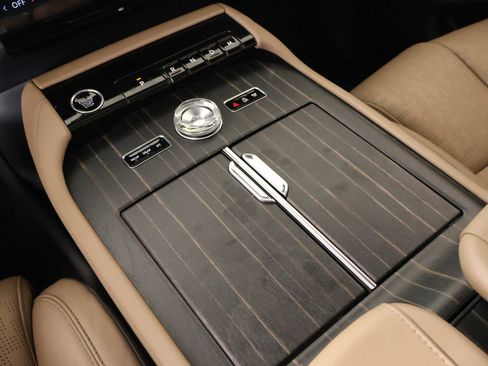 New 2026 Lincoln Navigator Black Label AWD/4WD image 8