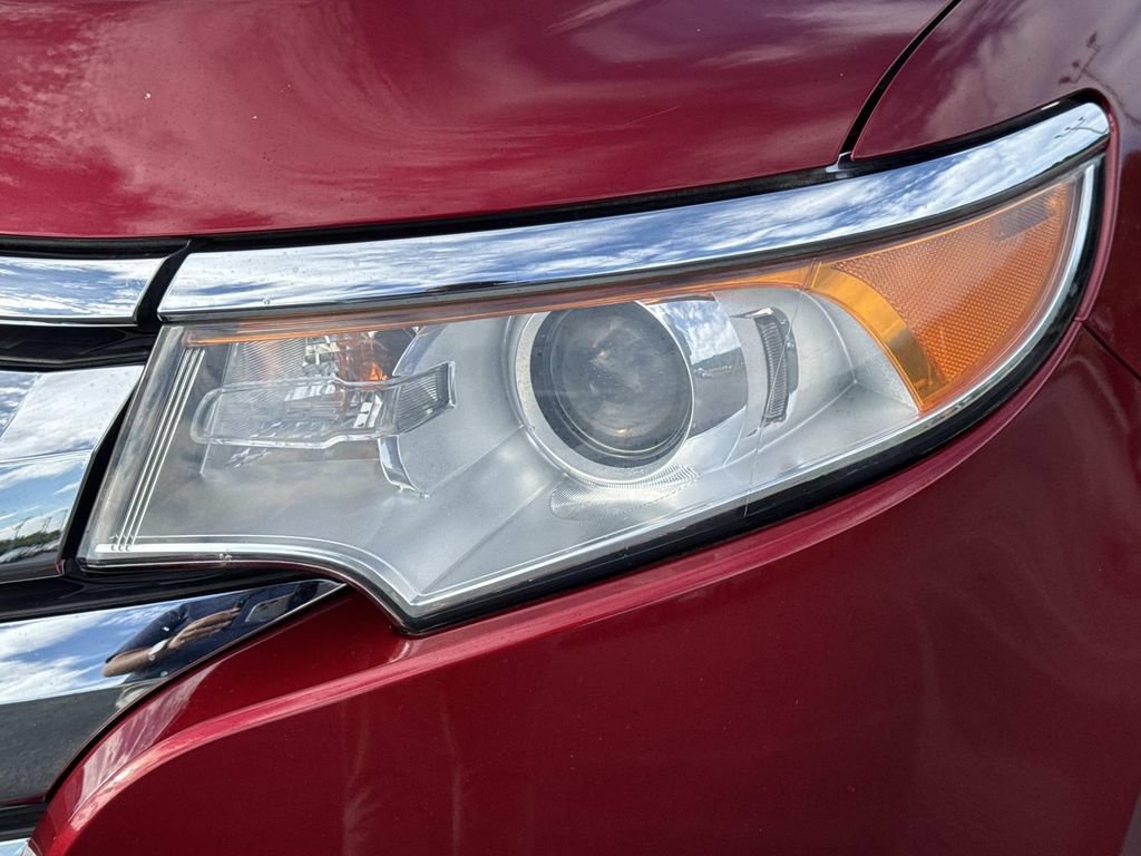 Used 2014 Ford Edge SEL w/ Equipment Group 204A FWD image 9
