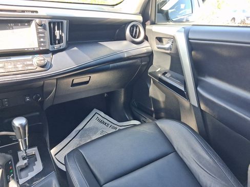 Used 2018 Toyota RAV4 Limited w/ Carpet Mat Package AWD/4WD image 21