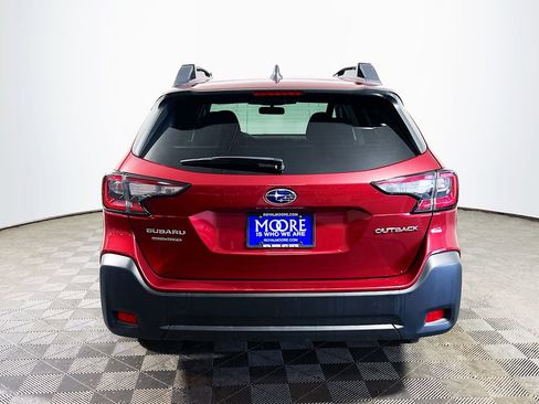 Used 2025 Subaru Outback Premium AWD/4WD image 6