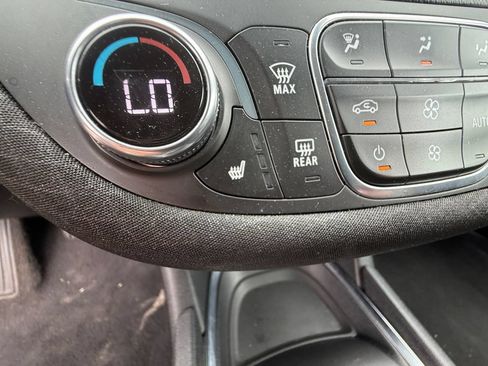Used 2024 Chevrolet Malibu LT FWD image 33